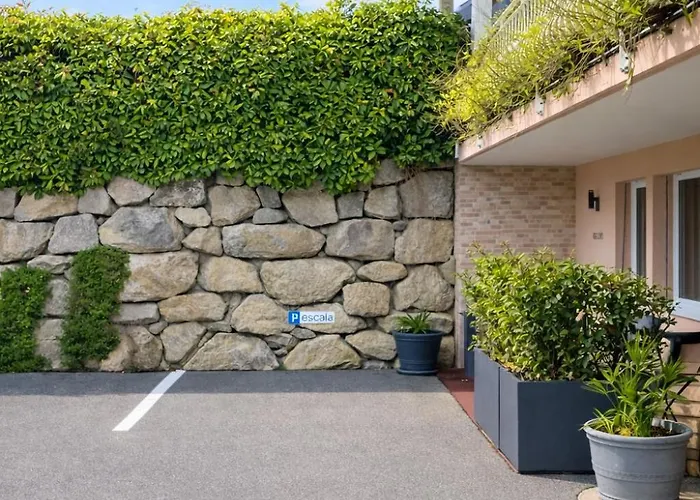 Escala - Family 3* Fully